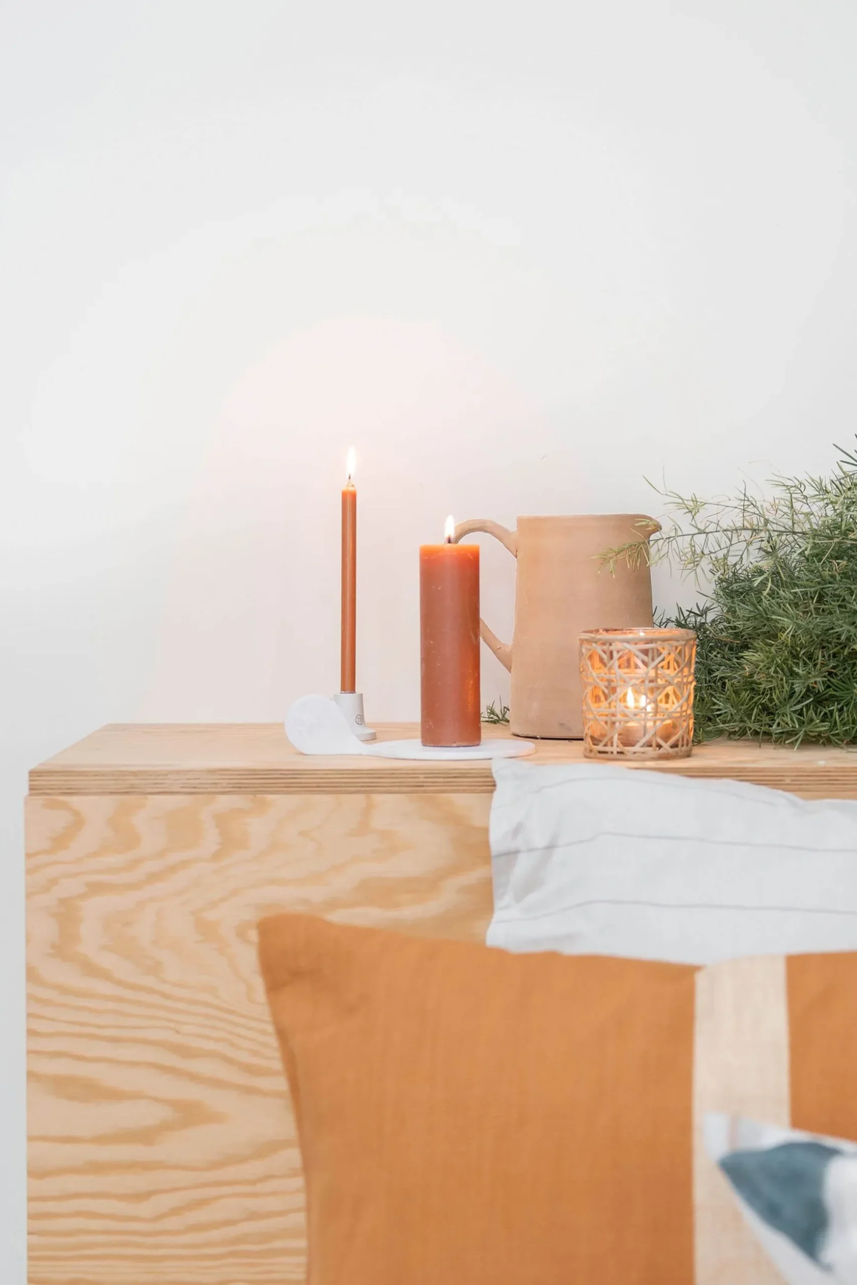 zusss doosje met 10 smalle kaarsjes 17cm zwart