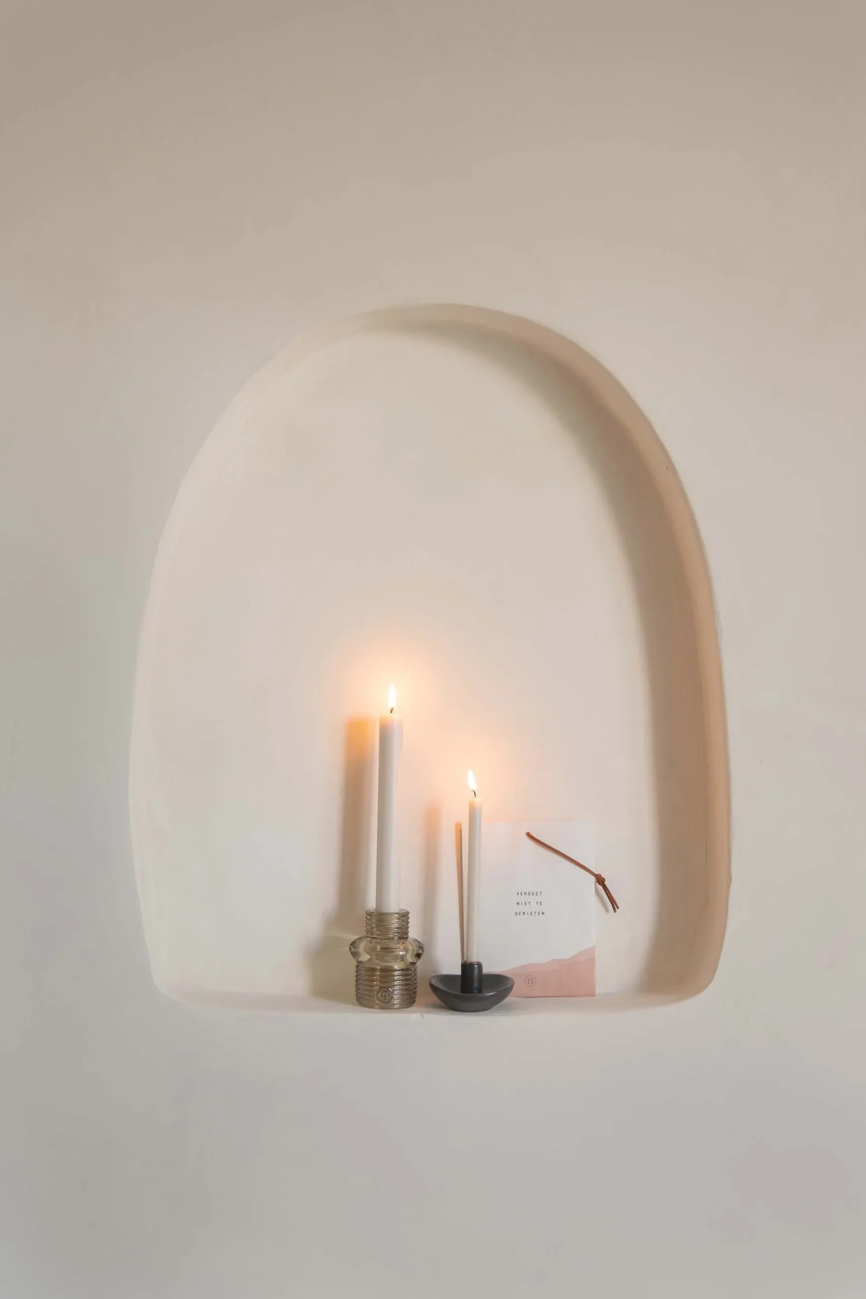 zusss doosje met 10 smalle kaarsjes 17cm poederroze