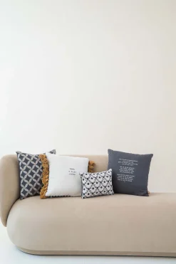 zusss kussen grafisch gewoven patroon 45x45cm antracietgrijs