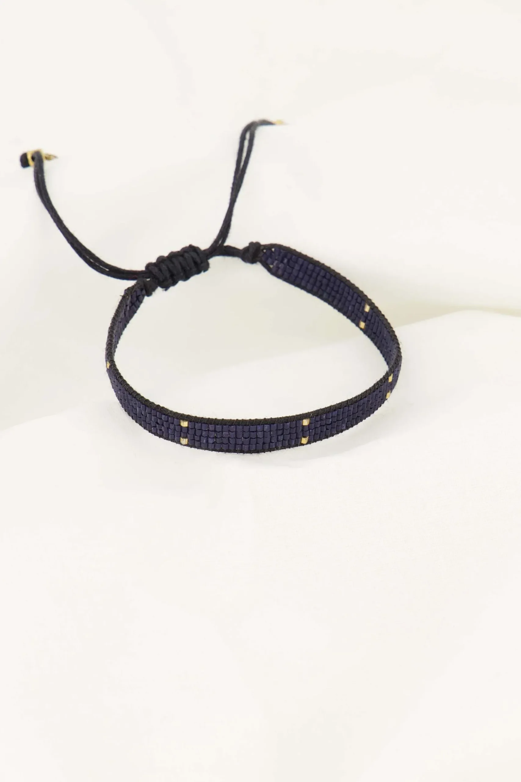 zusss miyuki armbandje stipje donkerblauw/goud